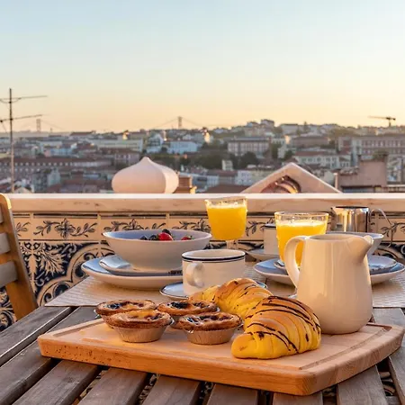 Angelina Vidal Duplex With Terrace * Lisbon
