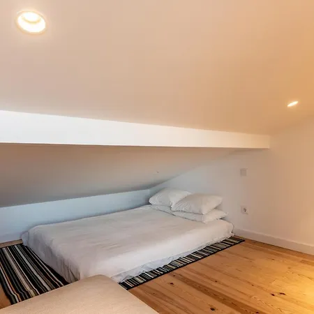 Angelina Vidal Duplex With Terrace