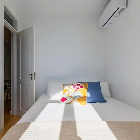 Angelina Vidal Duplex With Terrace Apartment *
