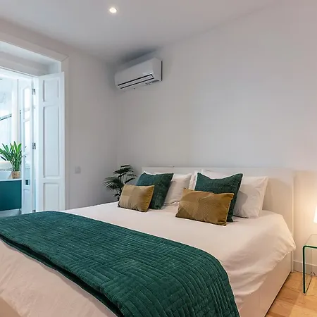 Angelina Vidal Duplex With Terrace Apartment