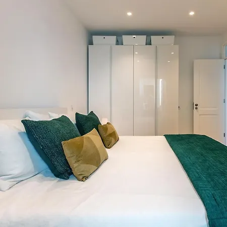 Angelina Vidal Duplex With Terrace Apartment