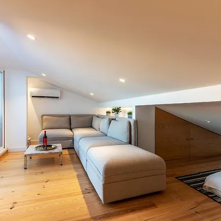 Angelina Vidal Duplex With Terrace